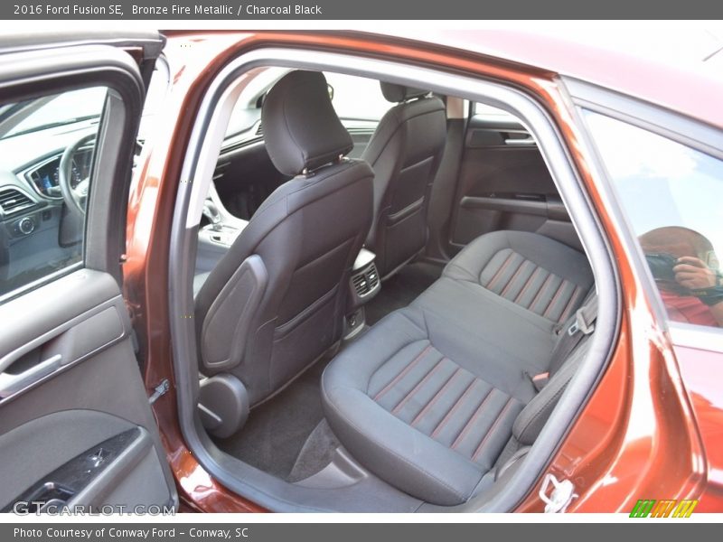 Bronze Fire Metallic / Charcoal Black 2016 Ford Fusion SE