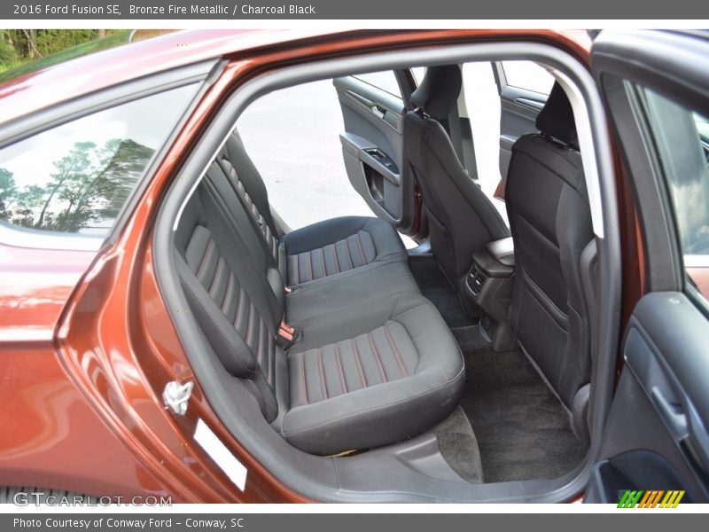 Bronze Fire Metallic / Charcoal Black 2016 Ford Fusion SE