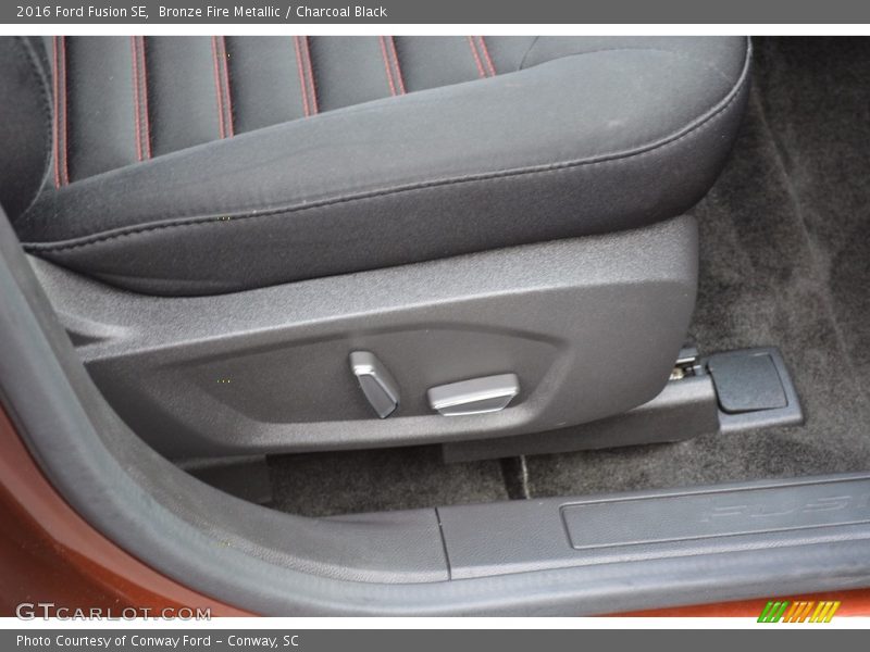 Bronze Fire Metallic / Charcoal Black 2016 Ford Fusion SE