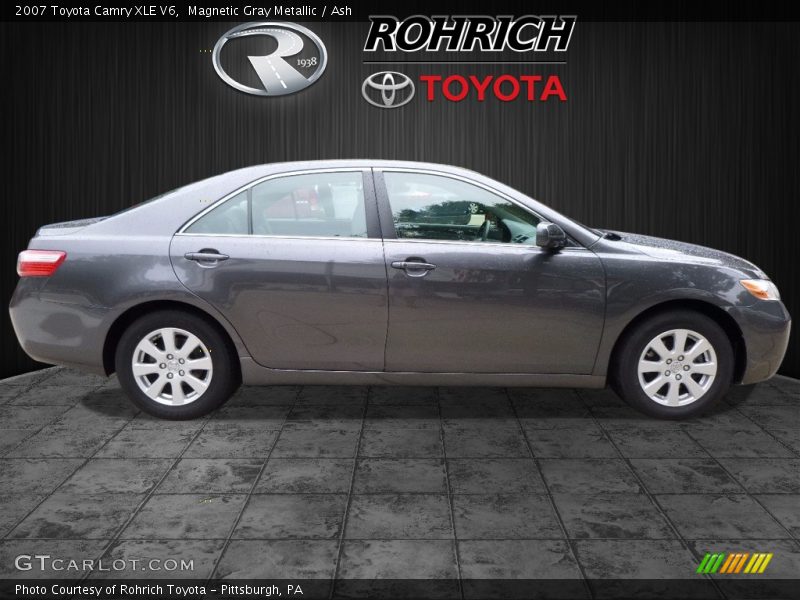 Magnetic Gray Metallic / Ash 2007 Toyota Camry XLE V6