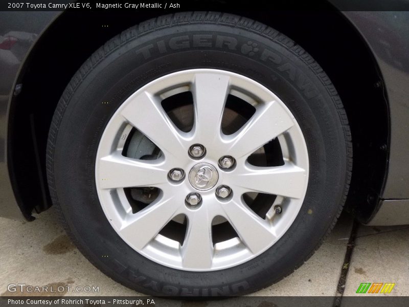 Magnetic Gray Metallic / Ash 2007 Toyota Camry XLE V6
