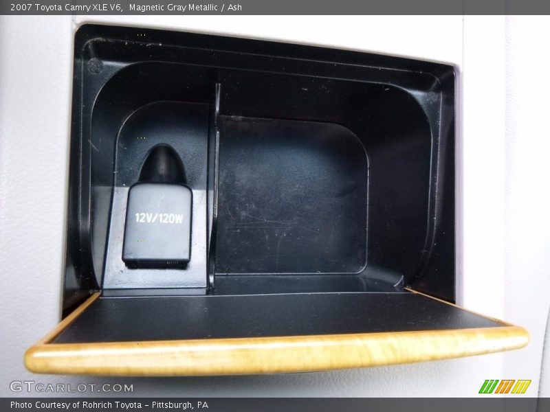 Magnetic Gray Metallic / Ash 2007 Toyota Camry XLE V6