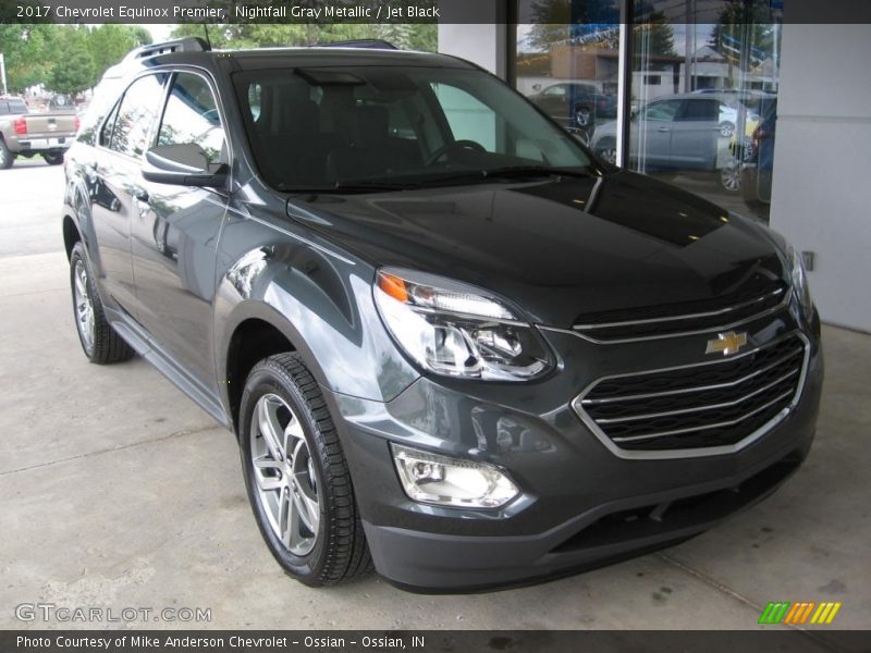 Front 3/4 View of 2017 Equinox Premier