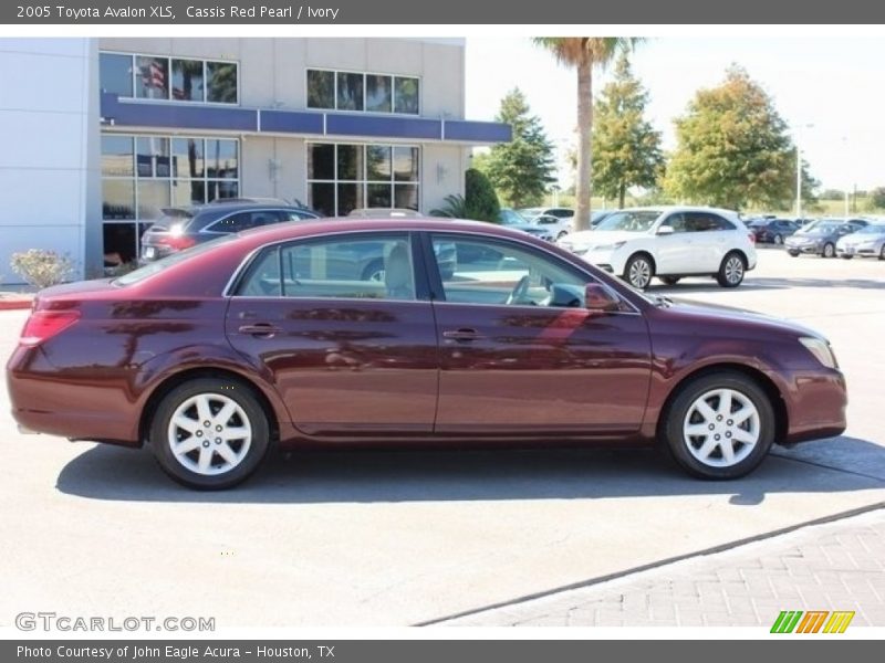 Cassis Red Pearl / Ivory 2005 Toyota Avalon XLS