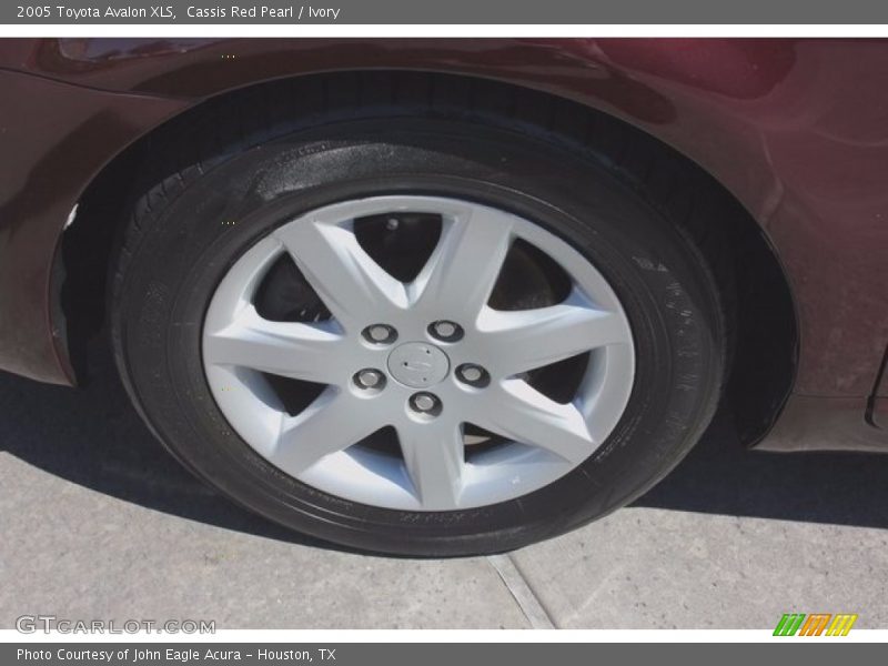 Cassis Red Pearl / Ivory 2005 Toyota Avalon XLS
