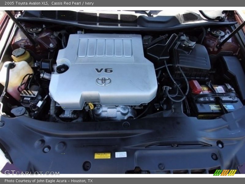 Cassis Red Pearl / Ivory 2005 Toyota Avalon XLS