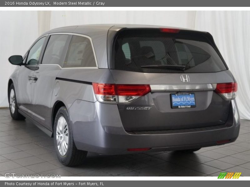 Modern Steel Metallic / Gray 2016 Honda Odyssey LX