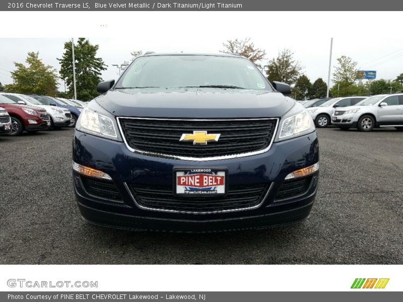 Blue Velvet Metallic / Dark Titanium/Light Titanium 2016 Chevrolet Traverse LS