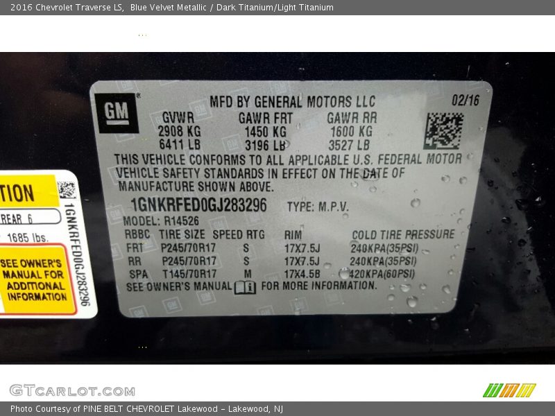 Blue Velvet Metallic / Dark Titanium/Light Titanium 2016 Chevrolet Traverse LS