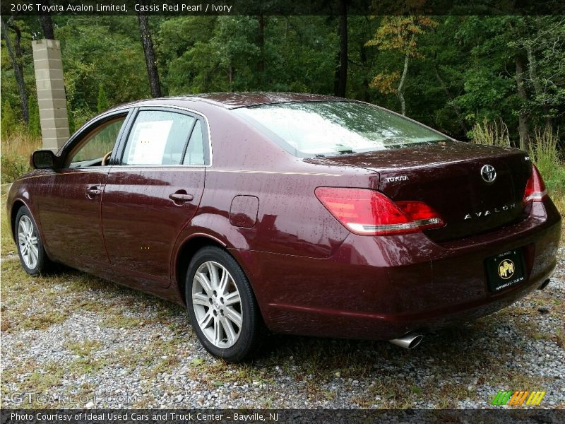 Cassis Red Pearl / Ivory 2006 Toyota Avalon Limited