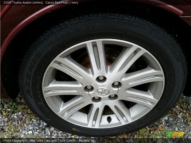 Cassis Red Pearl / Ivory 2006 Toyota Avalon Limited