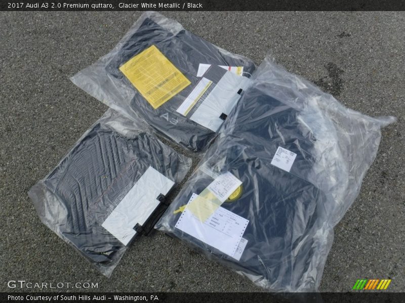 Glacier White Metallic / Black 2017 Audi A3 2.0 Premium quttaro