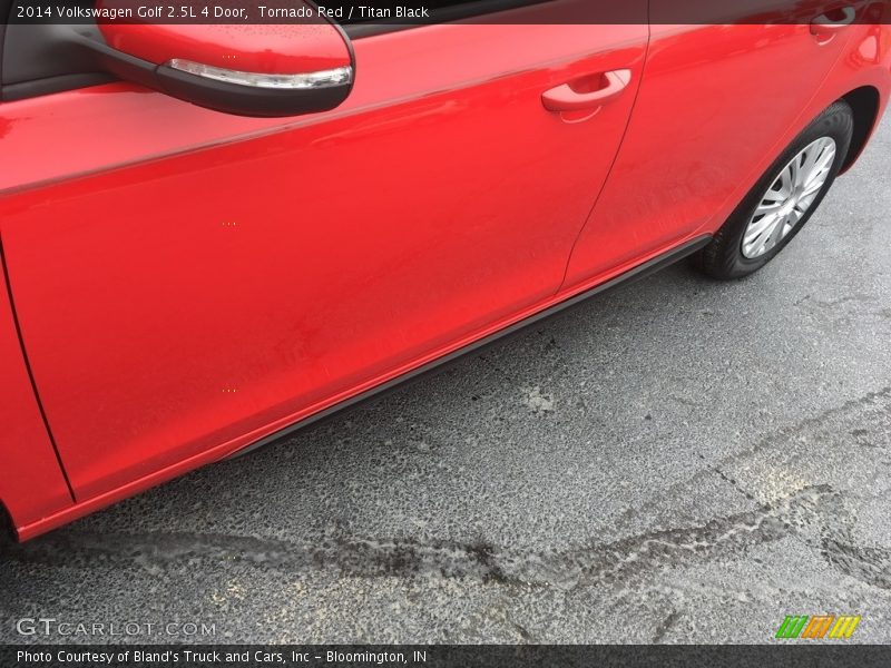 Tornado Red / Titan Black 2014 Volkswagen Golf 2.5L 4 Door