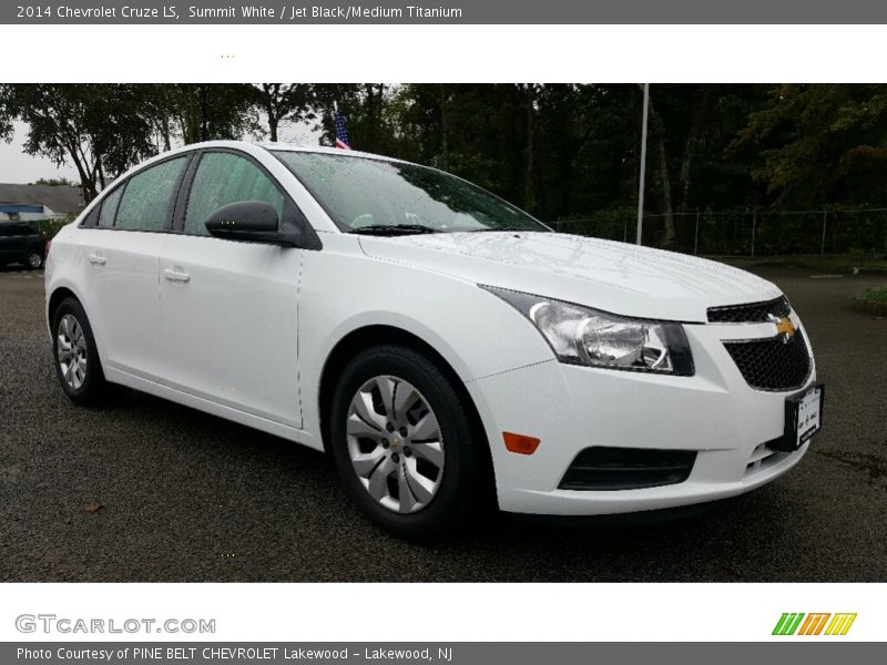 Summit White / Jet Black/Medium Titanium 2014 Chevrolet Cruze LS