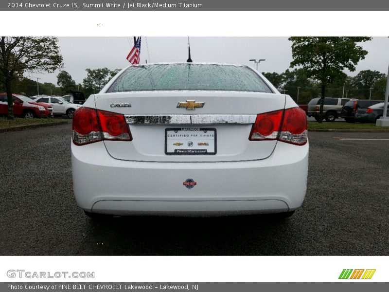Summit White / Jet Black/Medium Titanium 2014 Chevrolet Cruze LS