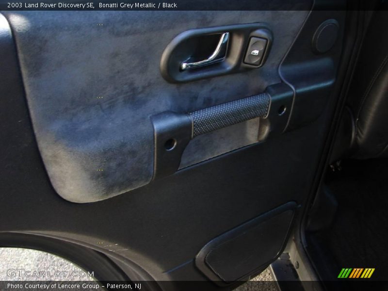 Bonatti Grey Metallic / Black 2003 Land Rover Discovery SE