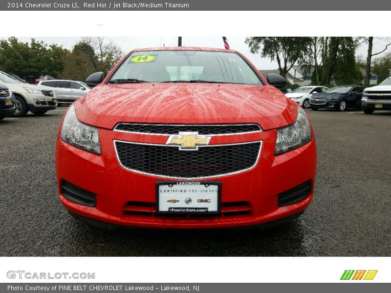 Red Hot / Jet Black/Medium Titanium 2014 Chevrolet Cruze LS