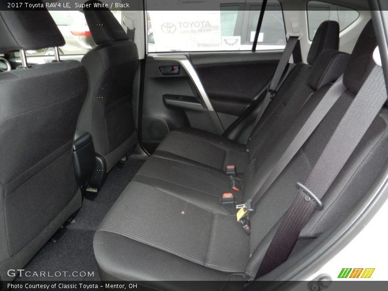Super White / Black 2017 Toyota RAV4 LE