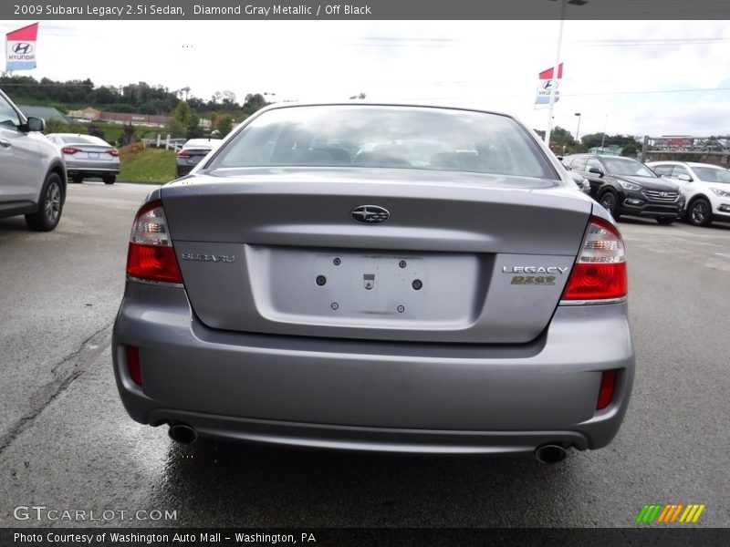 Diamond Gray Metallic / Off Black 2009 Subaru Legacy 2.5i Sedan