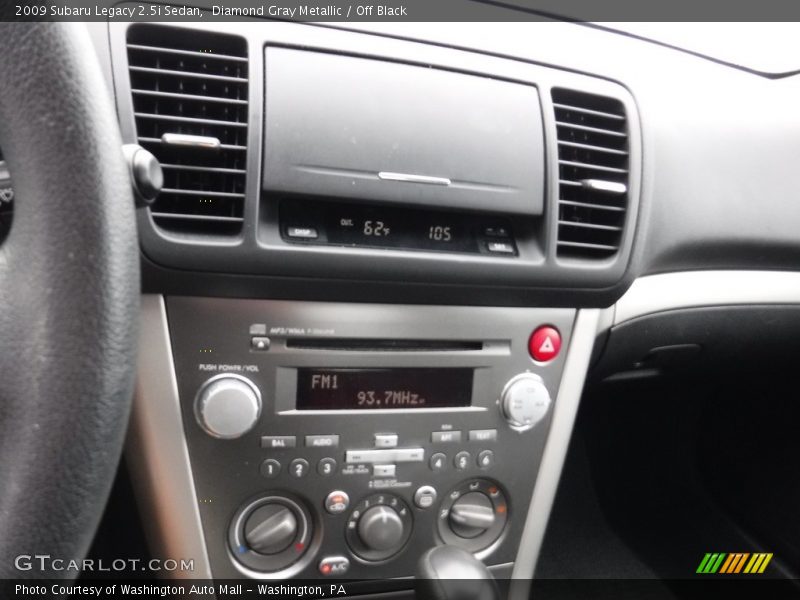 Diamond Gray Metallic / Off Black 2009 Subaru Legacy 2.5i Sedan