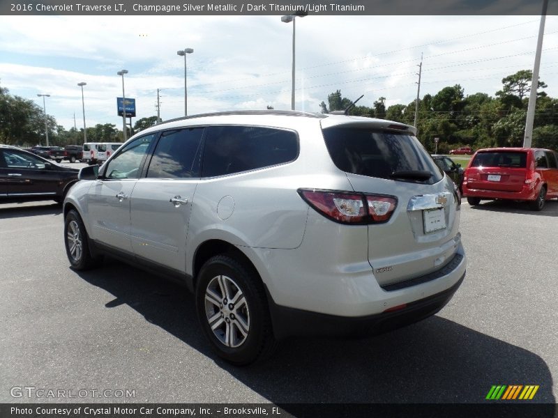 Champagne Silver Metallic / Dark Titanium/Light Titanium 2016 Chevrolet Traverse LT