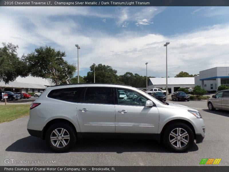 Champagne Silver Metallic / Dark Titanium/Light Titanium 2016 Chevrolet Traverse LT