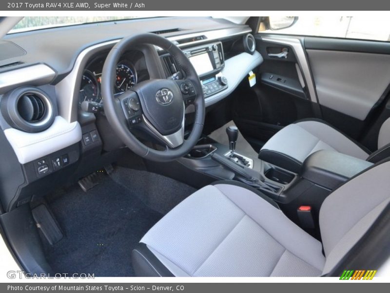 Super White / Ash 2017 Toyota RAV4 XLE AWD