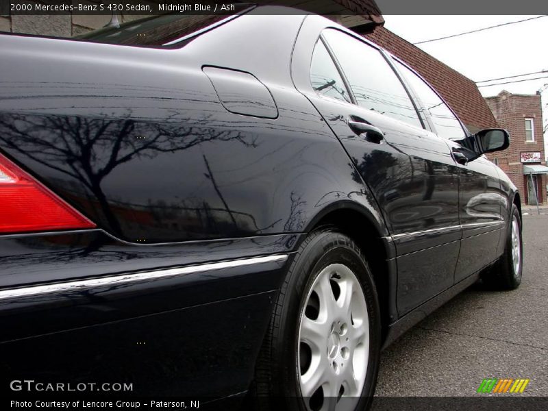 Midnight Blue / Ash 2000 Mercedes-Benz S 430 Sedan