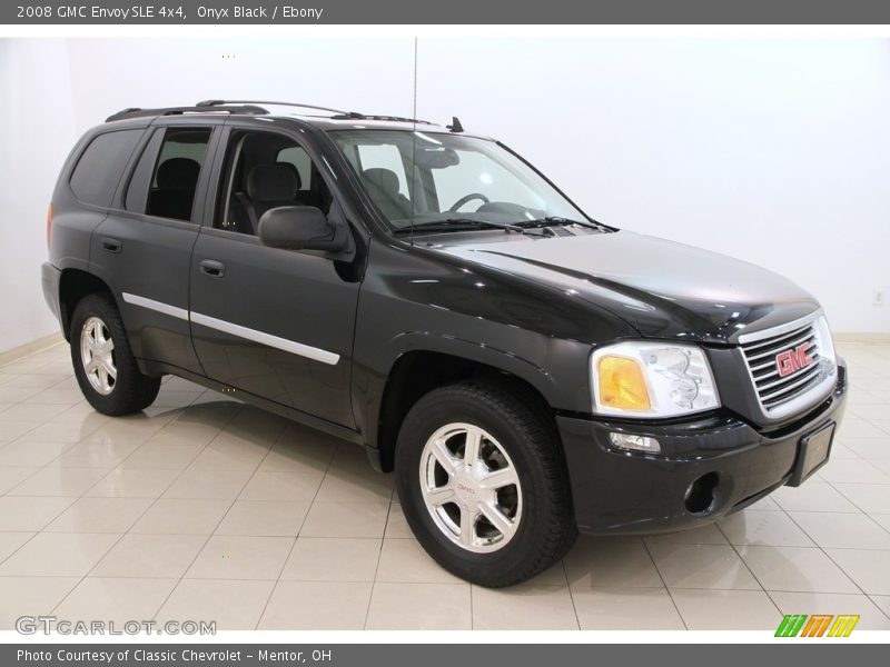 Front 3/4 View of 2008 Envoy SLE 4x4