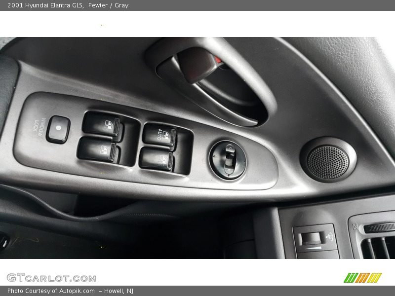 Pewter / Gray 2001 Hyundai Elantra GLS