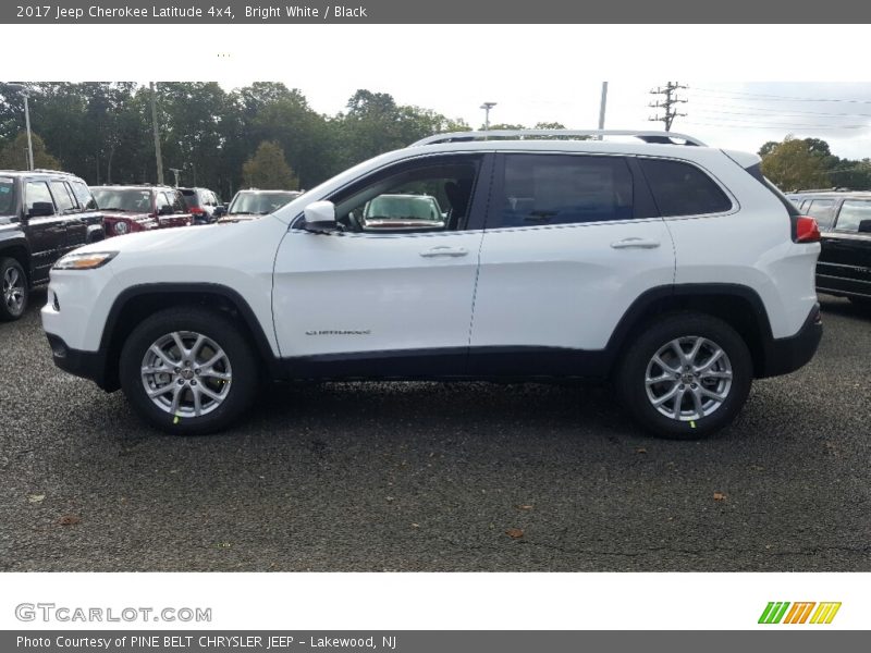  2017 Cherokee Latitude 4x4 Bright White