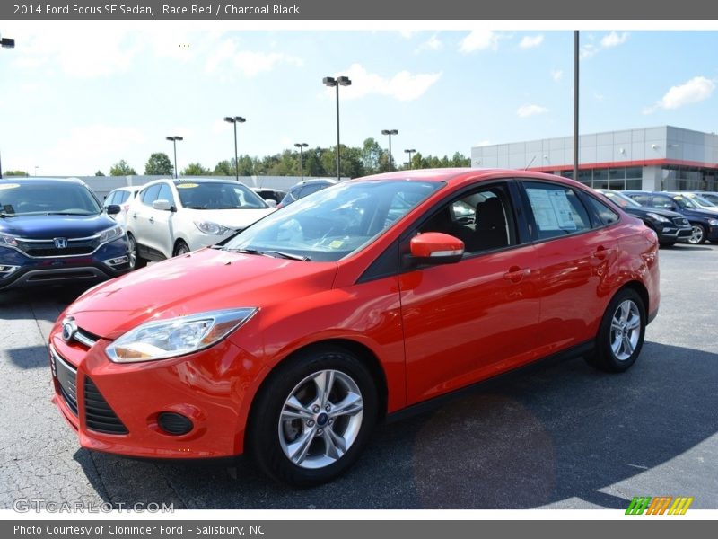 Race Red / Charcoal Black 2014 Ford Focus SE Sedan