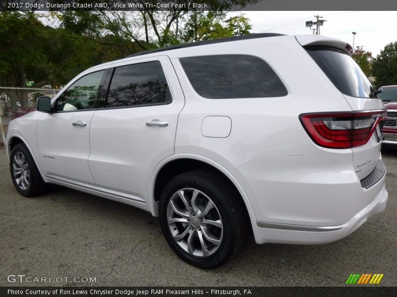 Vice White Tri-Coat Pearl / Black 2017 Dodge Durango Citadel AWD