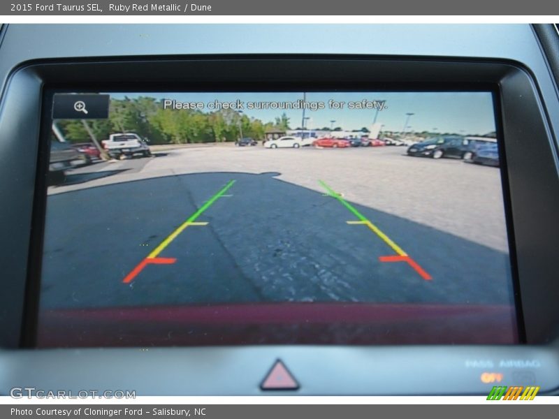 Ruby Red Metallic / Dune 2015 Ford Taurus SEL