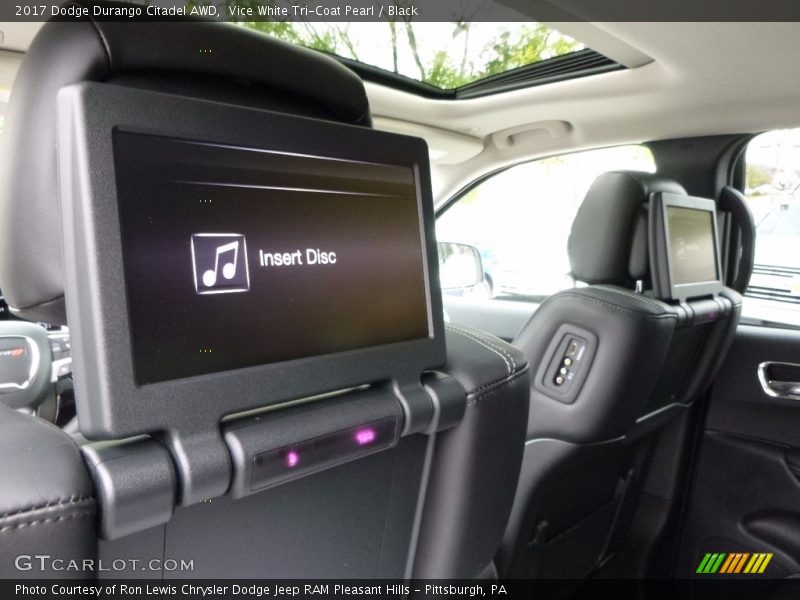 Vice White Tri-Coat Pearl / Black 2017 Dodge Durango Citadel AWD