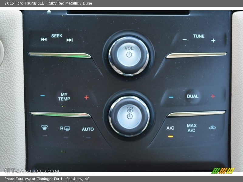 Ruby Red Metallic / Dune 2015 Ford Taurus SEL