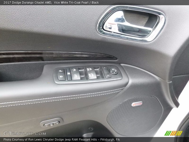Vice White Tri-Coat Pearl / Black 2017 Dodge Durango Citadel AWD