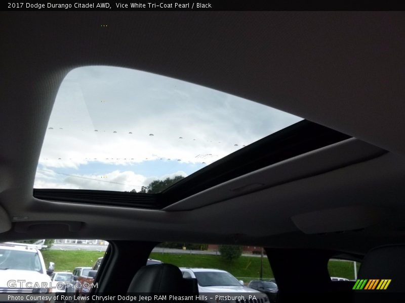 Vice White Tri-Coat Pearl / Black 2017 Dodge Durango Citadel AWD