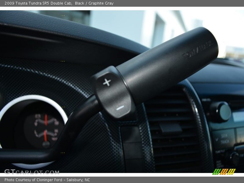 Black / Graphite Gray 2009 Toyota Tundra SR5 Double Cab