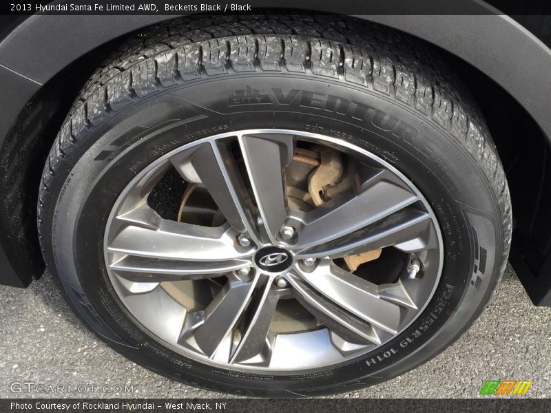 Becketts Black / Black 2013 Hyundai Santa Fe Limited AWD