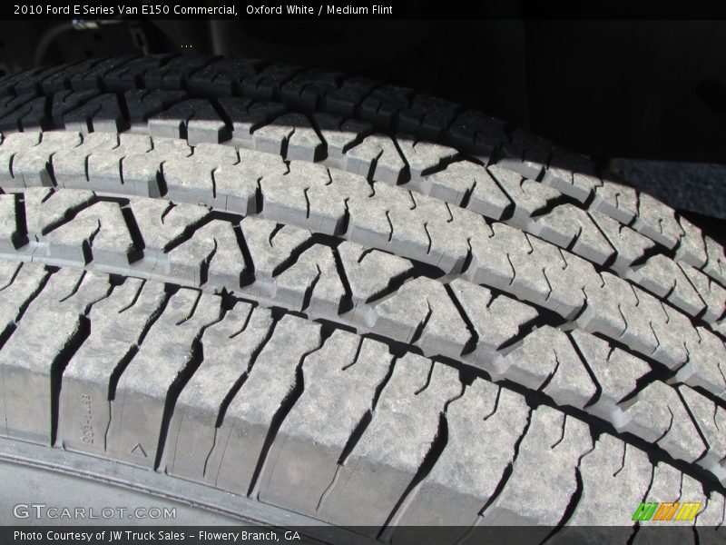 Oxford White / Medium Flint 2010 Ford E Series Van E150 Commercial