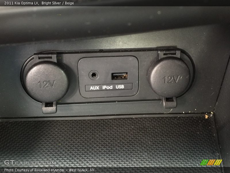 Bright Silver / Beige 2011 Kia Optima LX