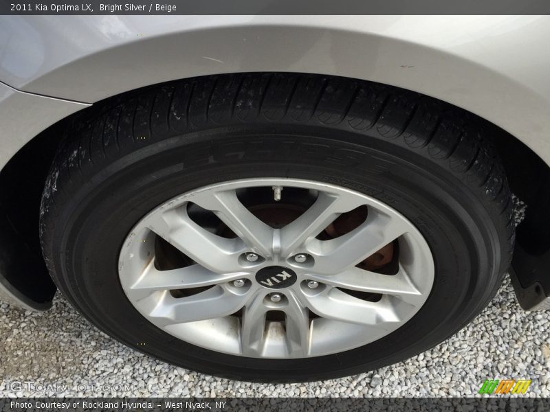 Bright Silver / Beige 2011 Kia Optima LX