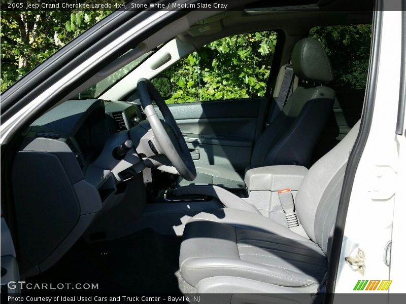 Stone White / Medium Slate Gray 2005 Jeep Grand Cherokee Laredo 4x4