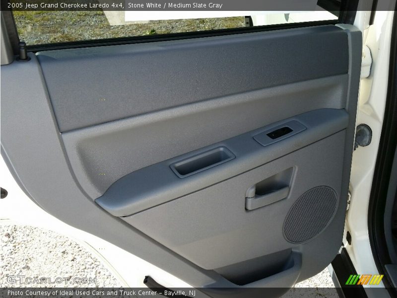 Stone White / Medium Slate Gray 2005 Jeep Grand Cherokee Laredo 4x4