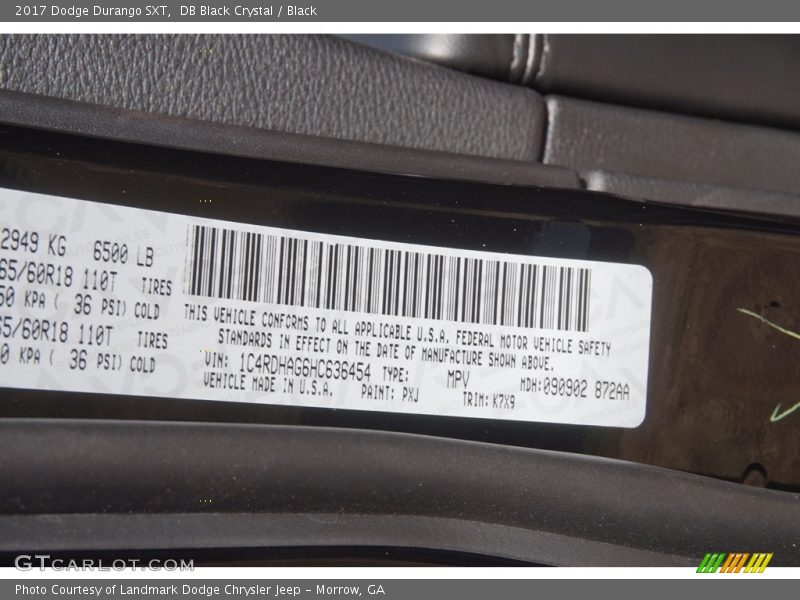 DB Black Crystal / Black 2017 Dodge Durango SXT