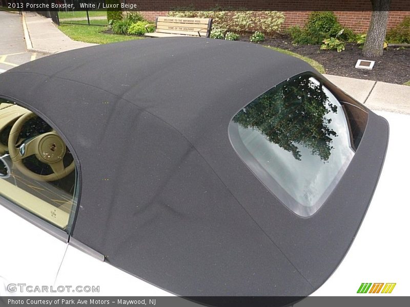 White / Luxor Beige 2013 Porsche Boxster