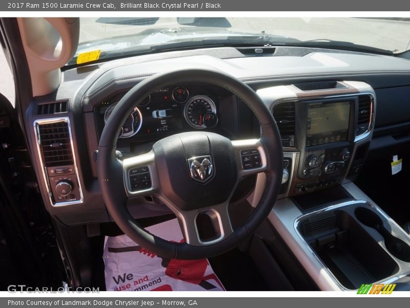 Brilliant Black Crystal Pearl / Black 2017 Ram 1500 Laramie Crew Cab