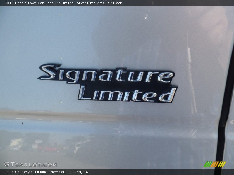 Silver Birch Metallic / Black 2011 Lincoln Town Car Signature Limited