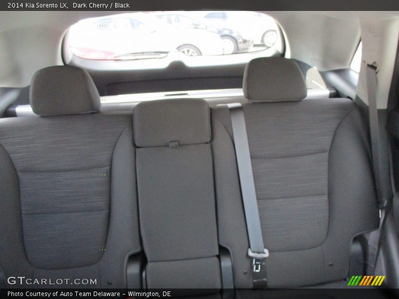 Dark Cherry / Black 2014 Kia Sorento LX